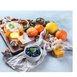 Immunsystem stärken mit Kurkuma, Beeren, Zitrusfrüchten und Tee