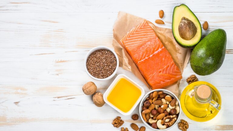 Omega-3-Omega-6-und-Omega-9-Fettsaeuren-fuer-Zellgesundheit-und-Fettbalance